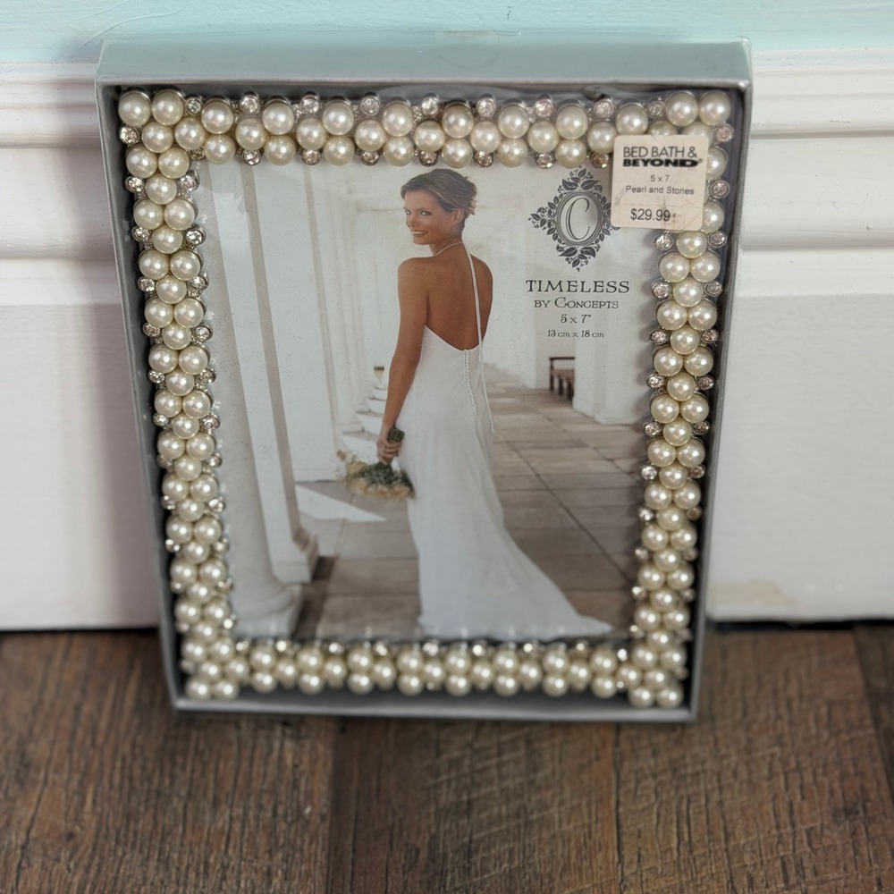 Timeless by Concepts Pearl Rhinestone 5x7 Photo Frame NIB Wedding Bridal Gift